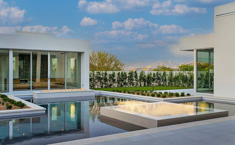 New Home Paradise Valley